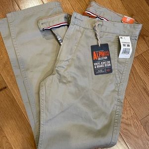 Men’s Dockers Khakis Alpha Collection Slim Sz32x30